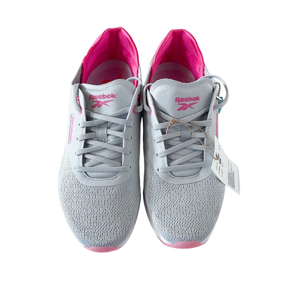 NIB Women’s Reeboks DailyFit DMX2.0 Size 6